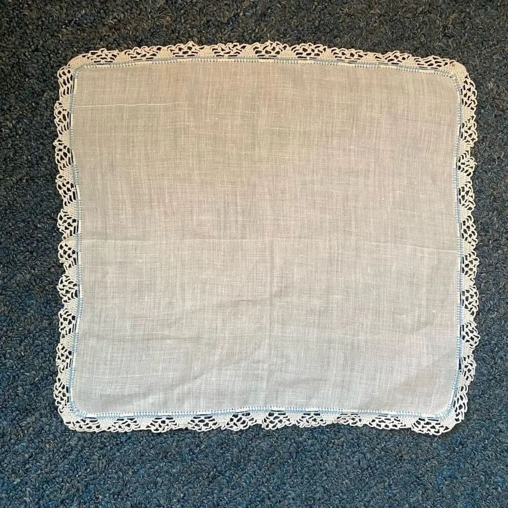Vintage handkerchief with lace edging white & blue  12”x11”